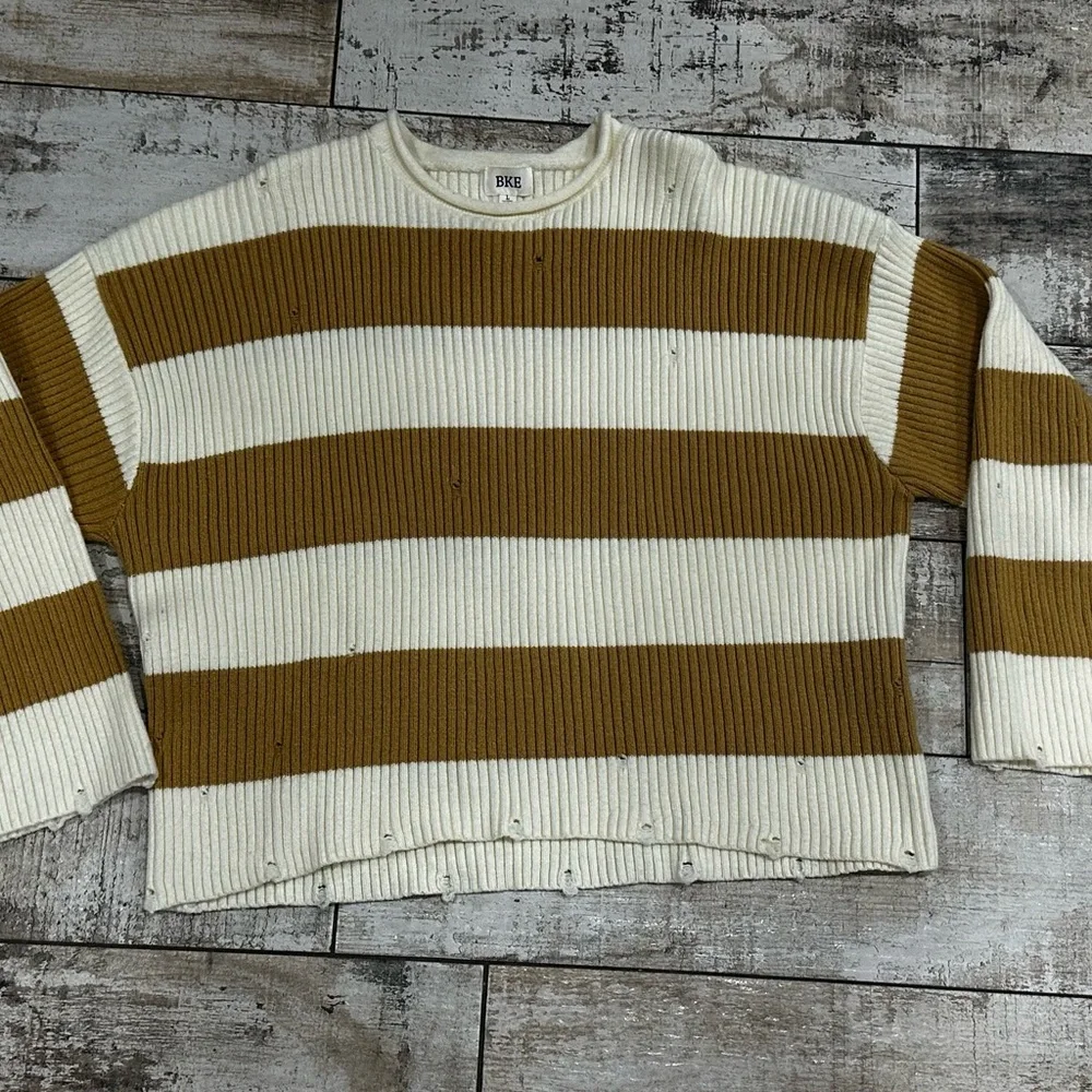 BKE yellow striped knit distressed sweater NWOT Large - Picture 3 of 4